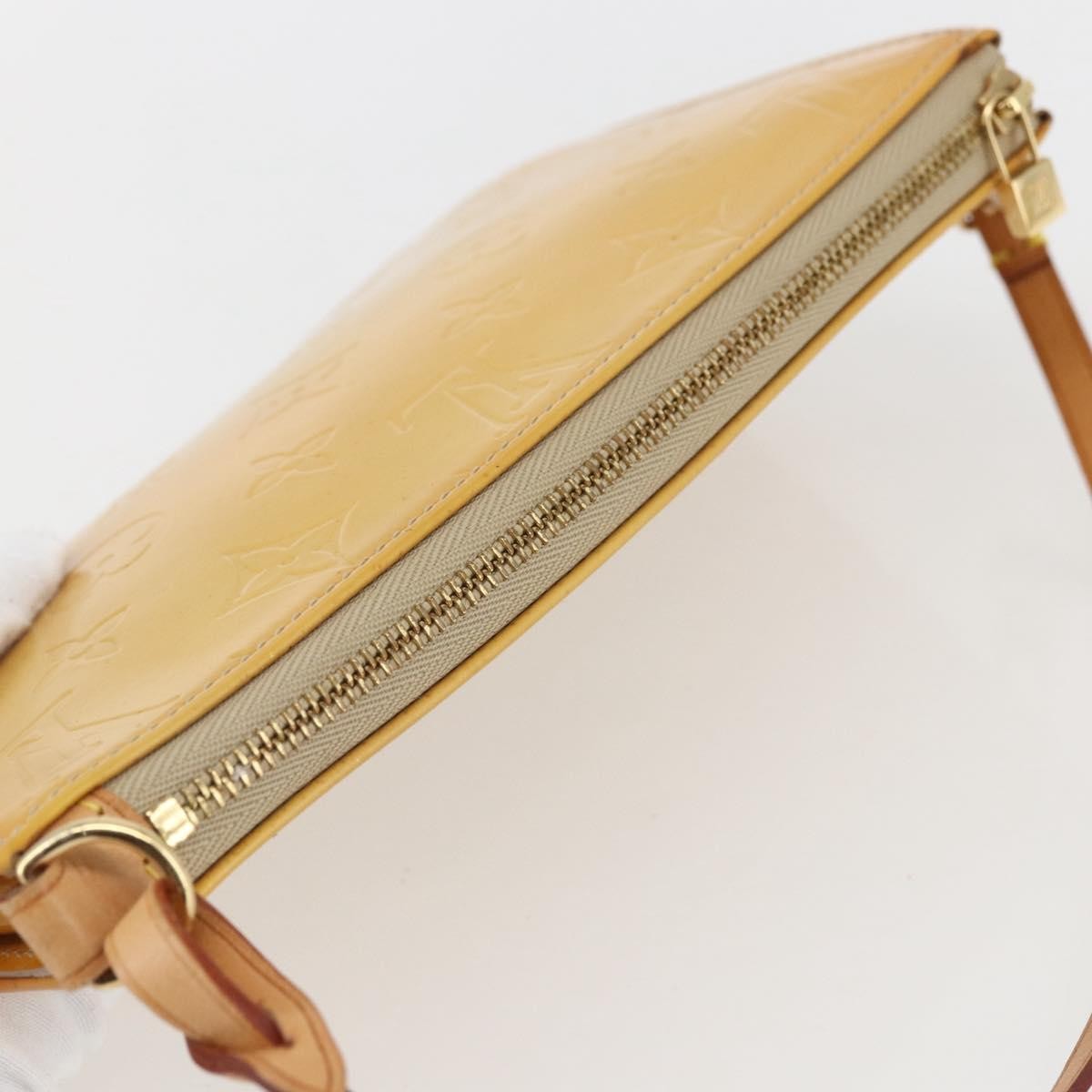 Louis Vuitton Lexington Pochette Monogram Vernis Beige Patent_Leather Clutche & Pouche Bag (Pre-Owned)