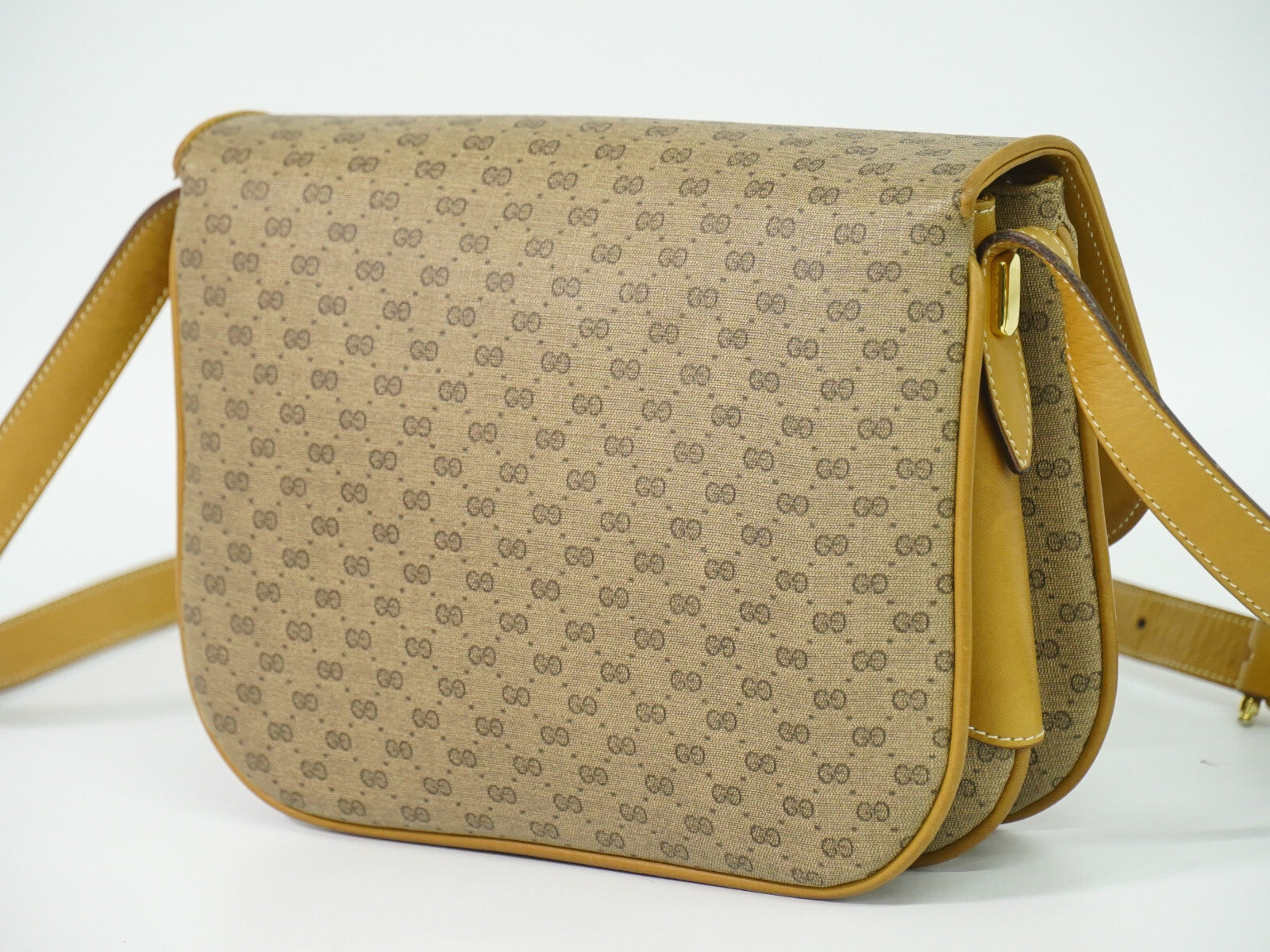 Gucci Gg Marmont Pouch Crossbody Bag Leather Beige Canvas Crossbody Bag Bag (Pre-Owned)