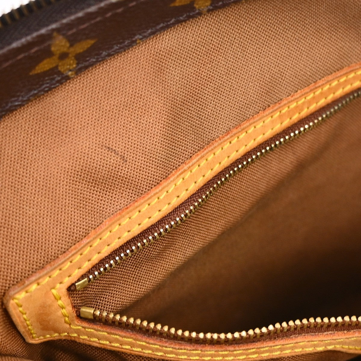 Louis Vuitton Cabas Mezzo Monogram Canvas Brown Canvas Tote Bag Bag (Pre-Owned)