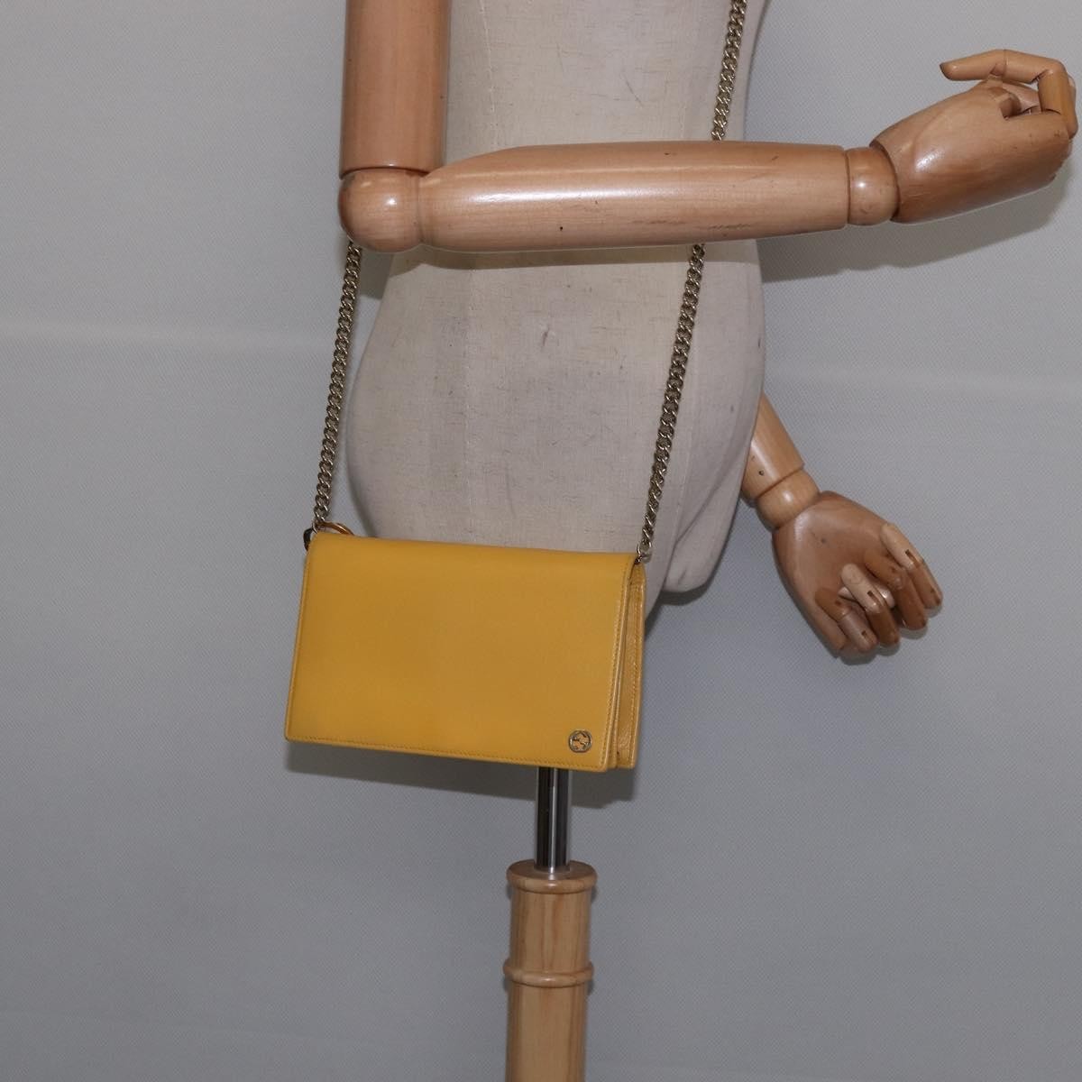 Gucci Betty Chain Wallet Leather Yellow Leather Clutche & Pouche Bag (Pre-Owned)