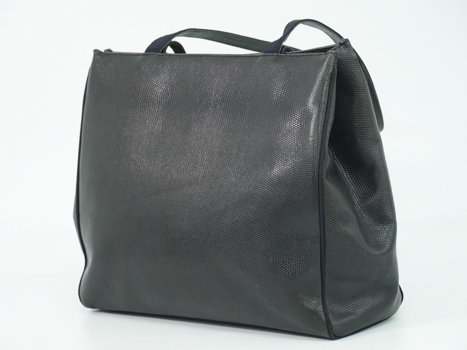 Salvatore Ferragamo Vintage Vara Bow Tote Lizard Embossed Leather Black Leather Tote Bag Bag (Pre-Owned)