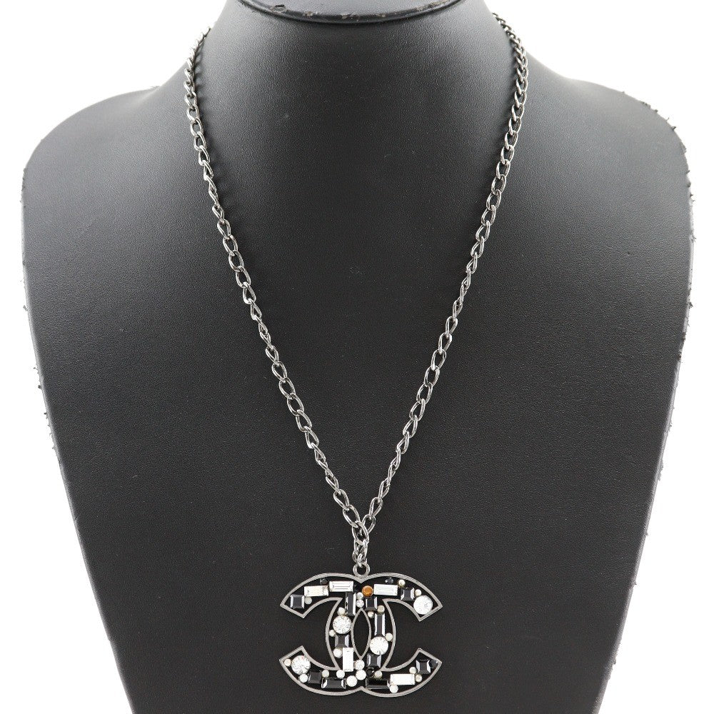 Chanel Cc Pendant Necklace Metal With Crystals Silver Metal Necklace Jewelry (Pre-Owned)