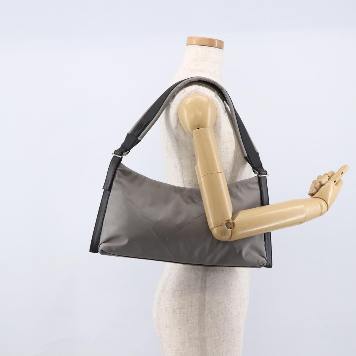 Salvatore Ferragamo Vintage Shoulder Bag Nylon Gray Nylon Shoulder Bag Bag (Pre-Owned)