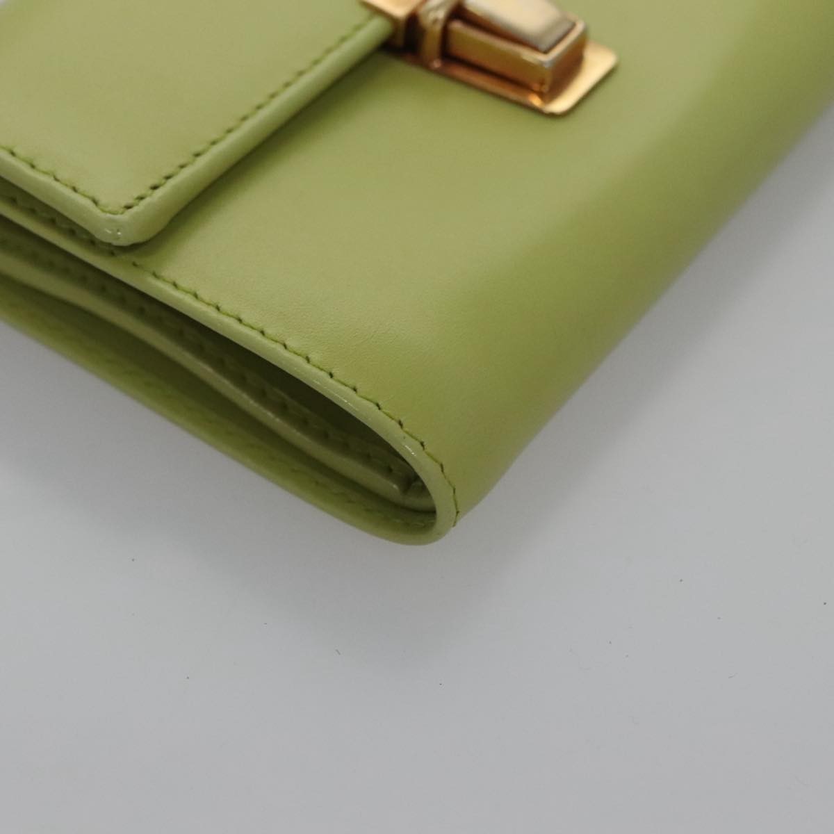 Prada Wallet Green Leather Wallets Accessory (Pre-Owned)