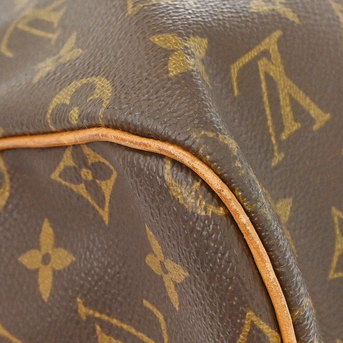 Louis Vuitton Keepall Bandouliere Bag Monogram Canvas Brown Canvas Travel Bag Bag (Pre-Owned)