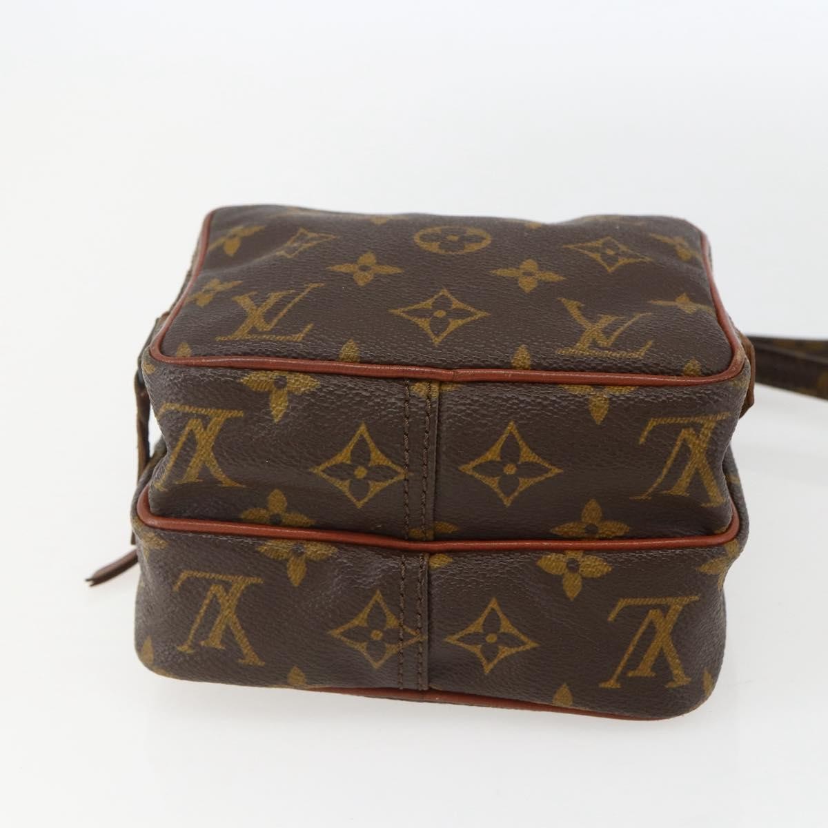 Louis Vuitton Amazone Bag Monogram Canvas Brown Canvas Shoulder Bag Bag (Pre-Owned)