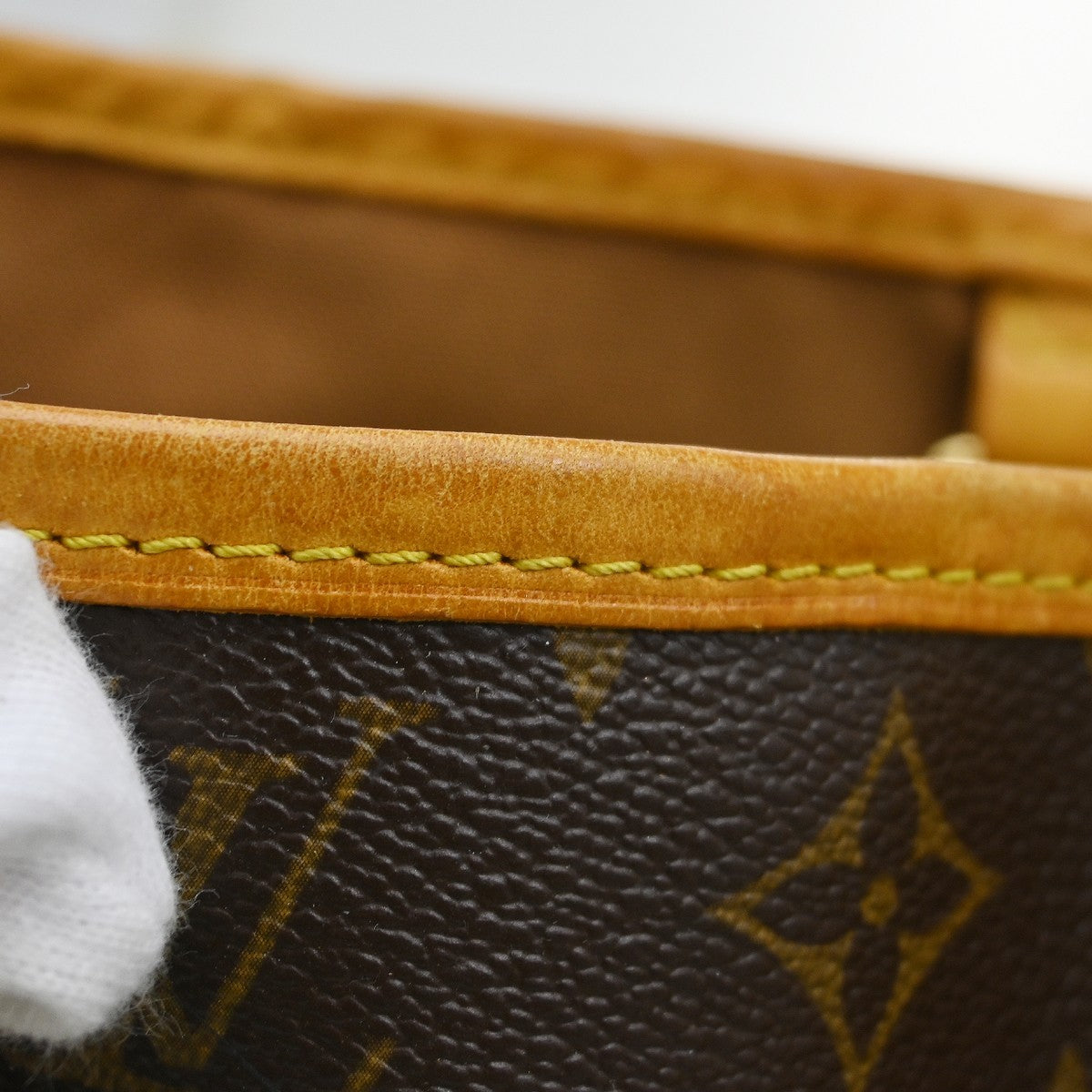 Louis Vuitton Batignolles Handbag Monogram Canvas Brown Canvas Tote Bag Bag (Pre-Owned)