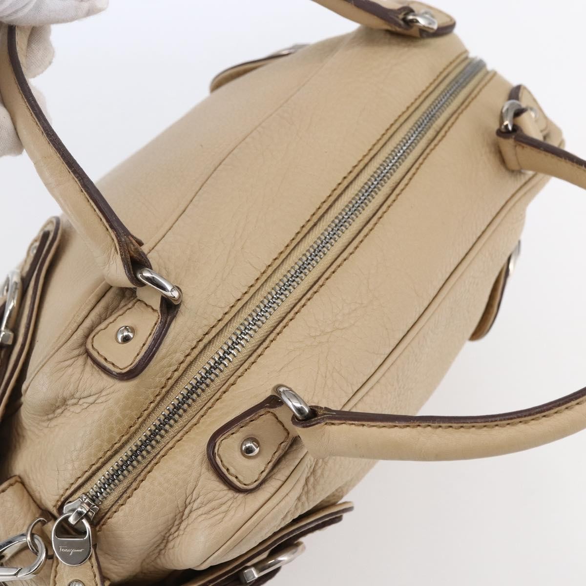 Salvatore Ferragamo Gancini Handbag Leather Beige Leather Shoulder Bag Bag (Pre-Owned)