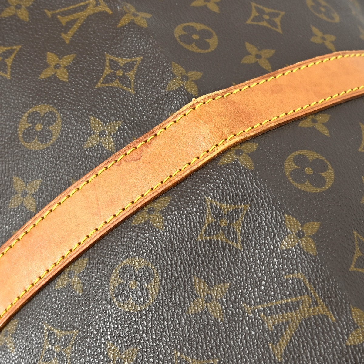 Louis Vuitton Keepall Bag Monogram Canvas Brown Canvas Travel Bag Bag (Pre-Owned)