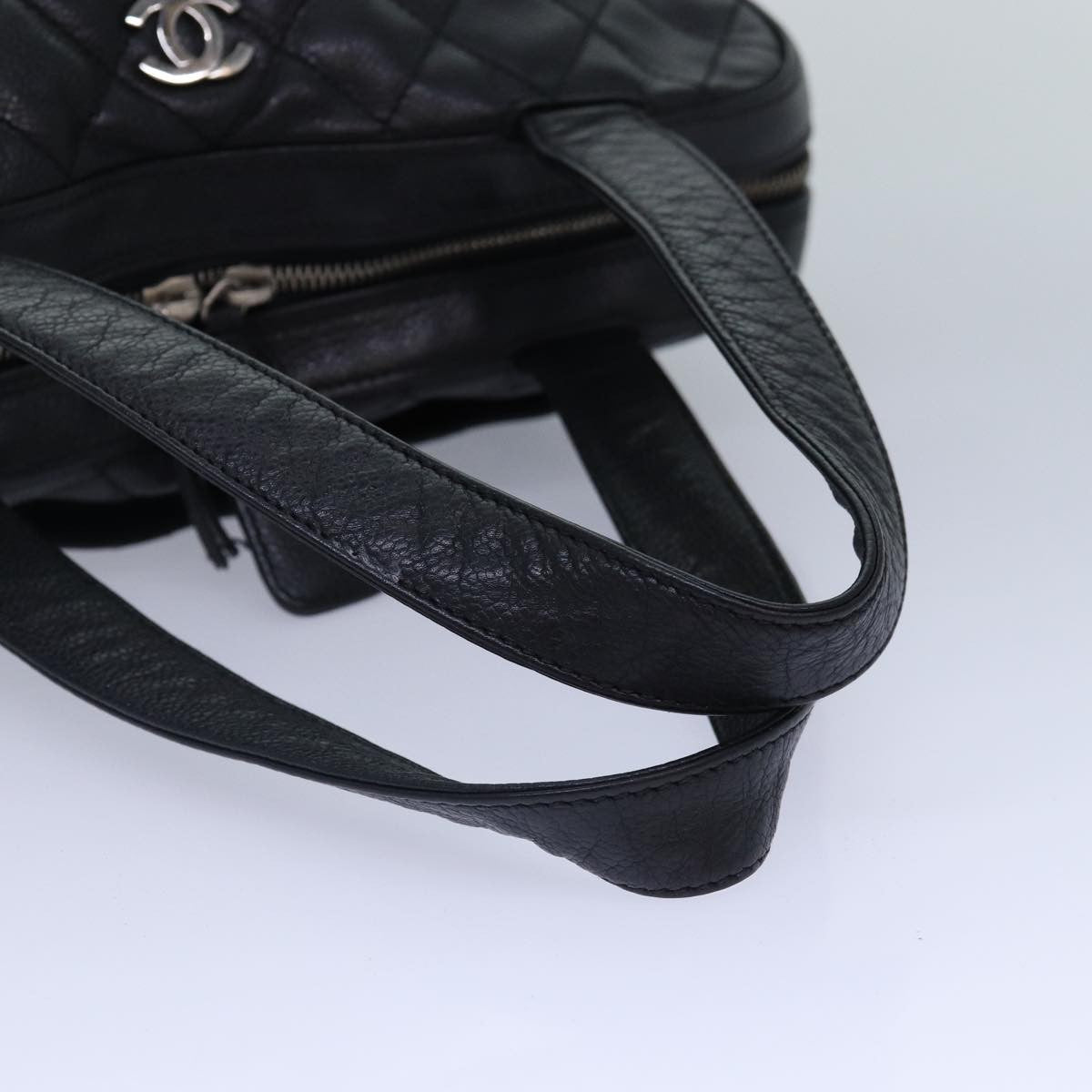 Chanel Vintage Cc Zip Around Bowler Bag Quilted Caviar Black Leather Handbag (Pre-Owned)