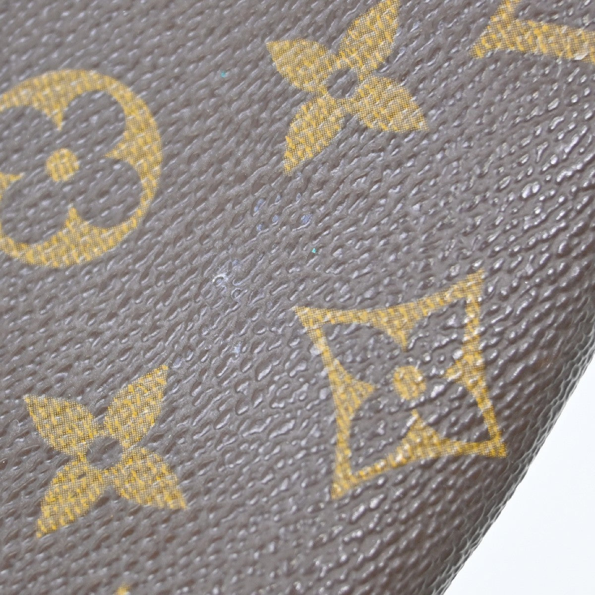 Louis Vuitton Keepall Bag Monogram Canvas Brown Canvas Travel Bag Bag (Pre-Owned)