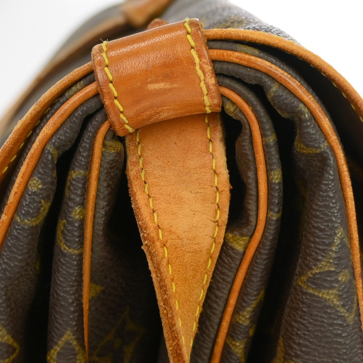 Louis Vuitton Saumur Handbag Monogram Canvas Brown Canvas Travel Bag Bag (Pre-Owned)