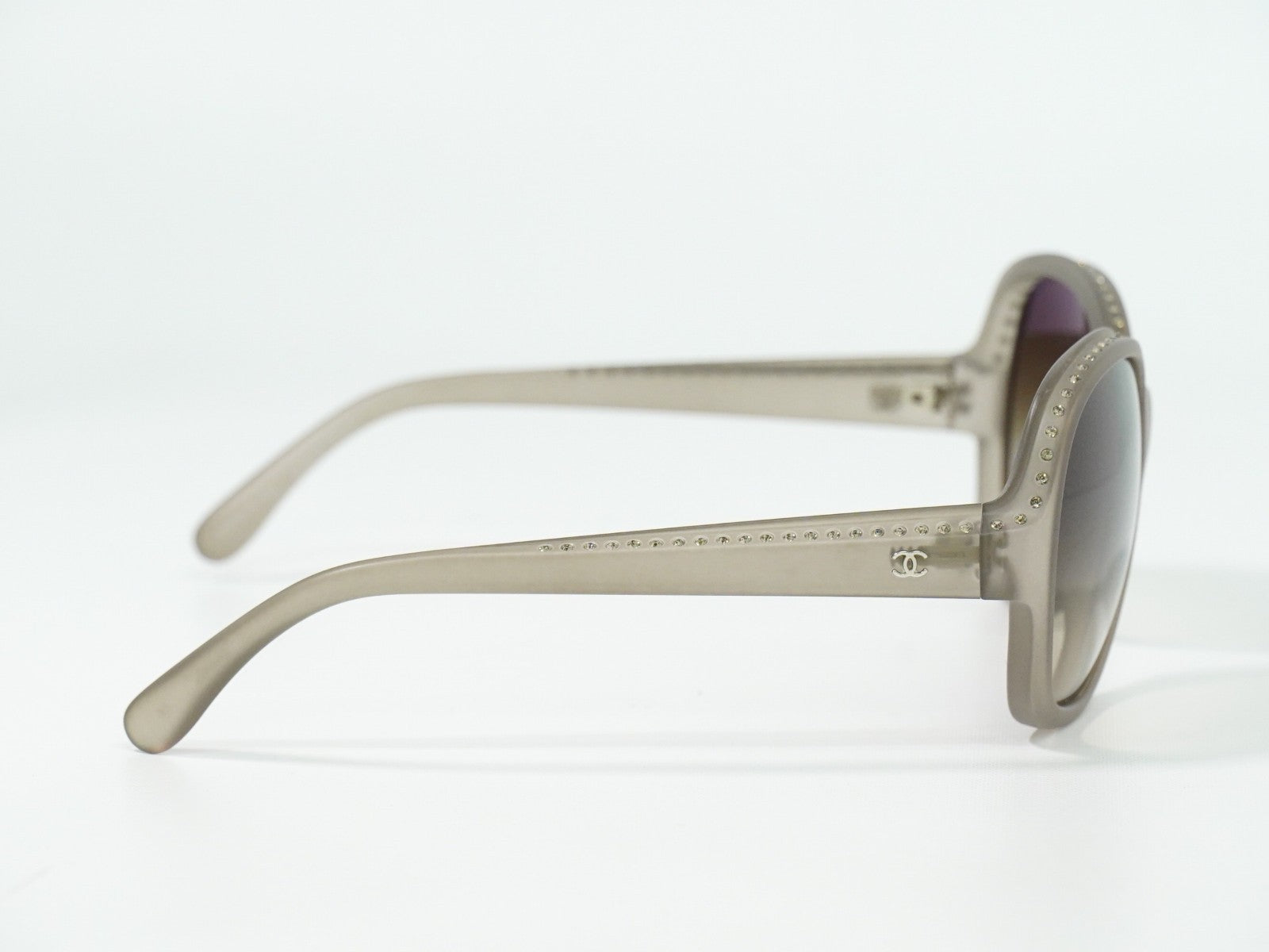 Chanel Logo Cc Sunglasses Plastic Gray Plastic Sunglasse Accessory (Pre-Owned)