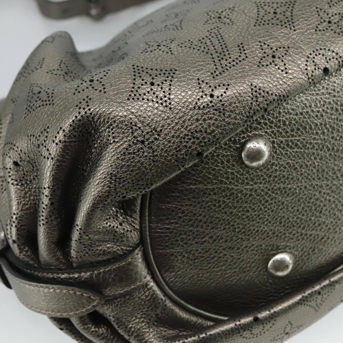 Louis Vuitton Xs Crossbody Bag Mahina Leather Metallic Canvas Shoulder Bag Bag (Pre-Owned)