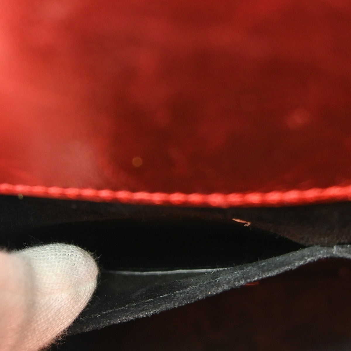 Saint Laurent Sac De Jour Bag Leather Red Leather Handbag (Pre-Owned)