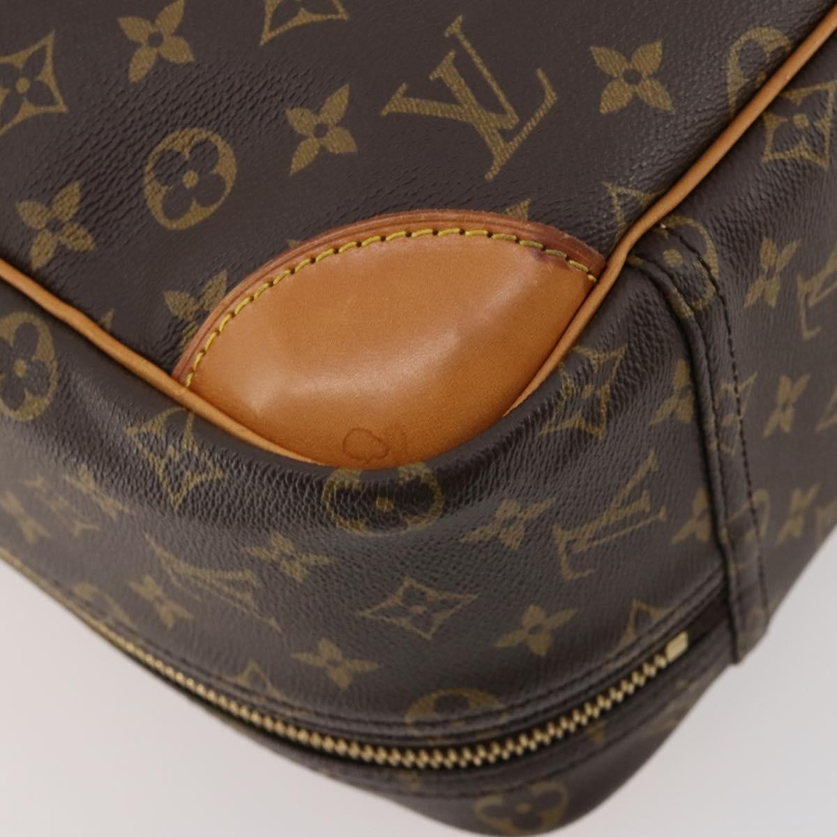 Louis Vuitton Sirius Handbag Monogram Canvas Brown Canvas Travel Bag Bag (Pre-Owned)