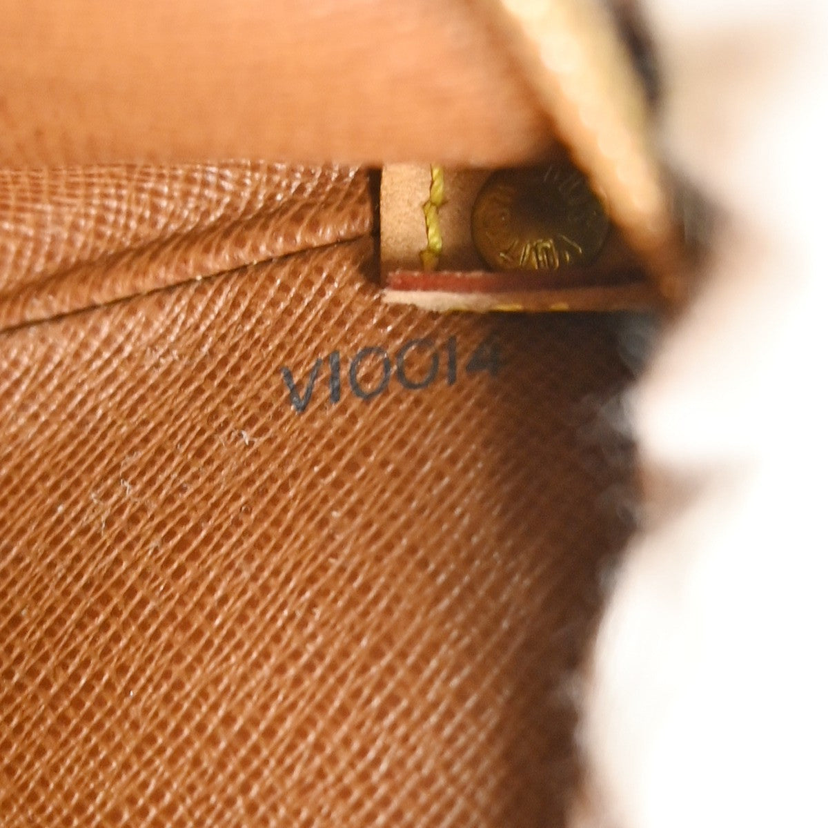 Louis Vuitton Drouot Handbag Monogram Canvas Brown Canvas Shoulder Bag Bag (Pre-Owned)