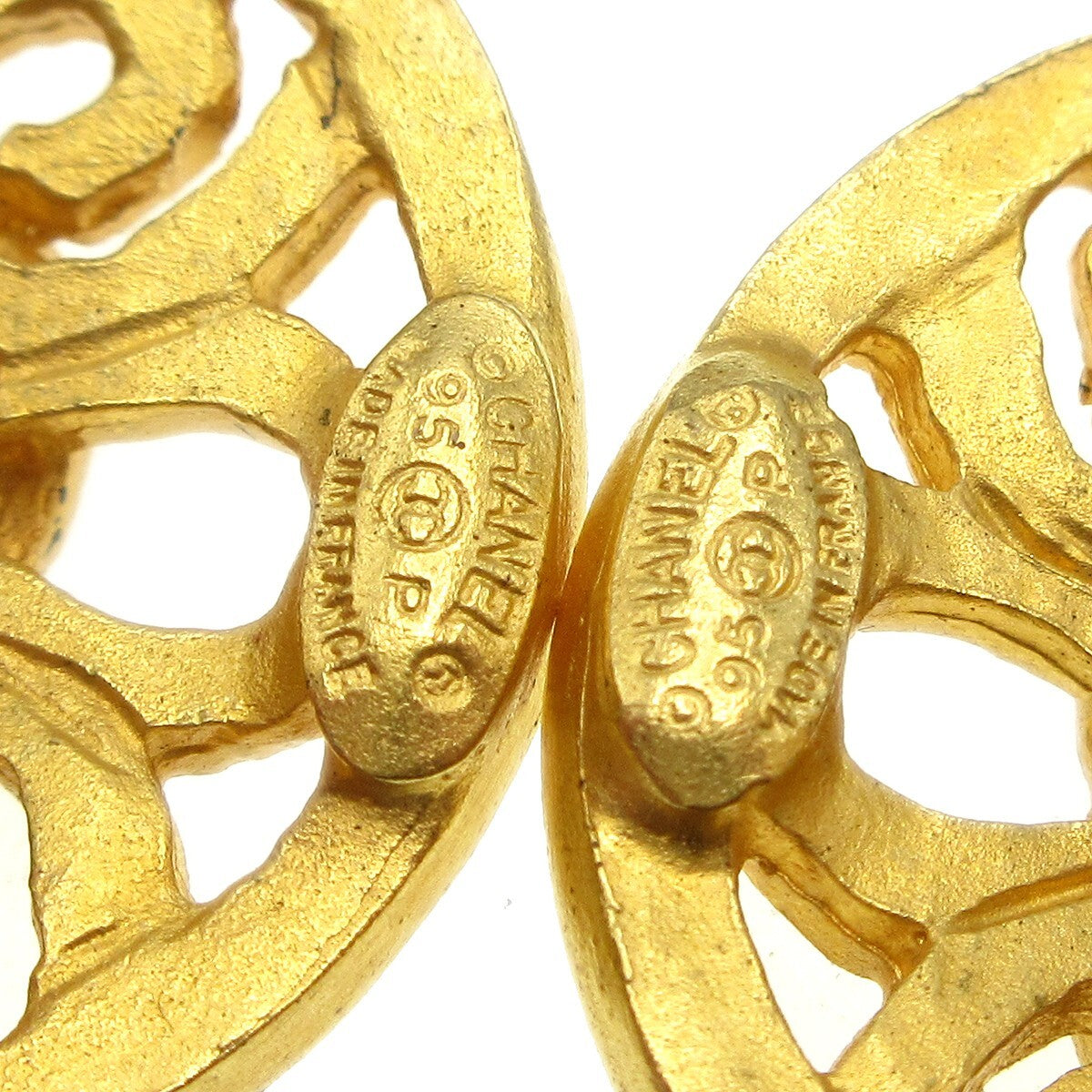 Chanel Cc Round Earrings Metal Gold Gold_Plated Earrings Jewelry (Pre-Owned)