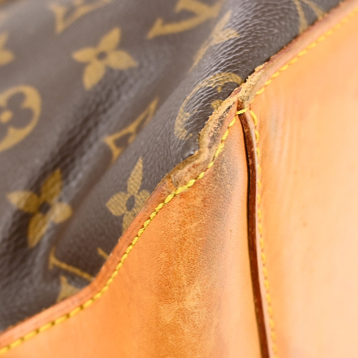 Louis Vuitton Cabas Mezzo Monogram Canvas Brown Canvas Tote Bag Bag (Pre-Owned)