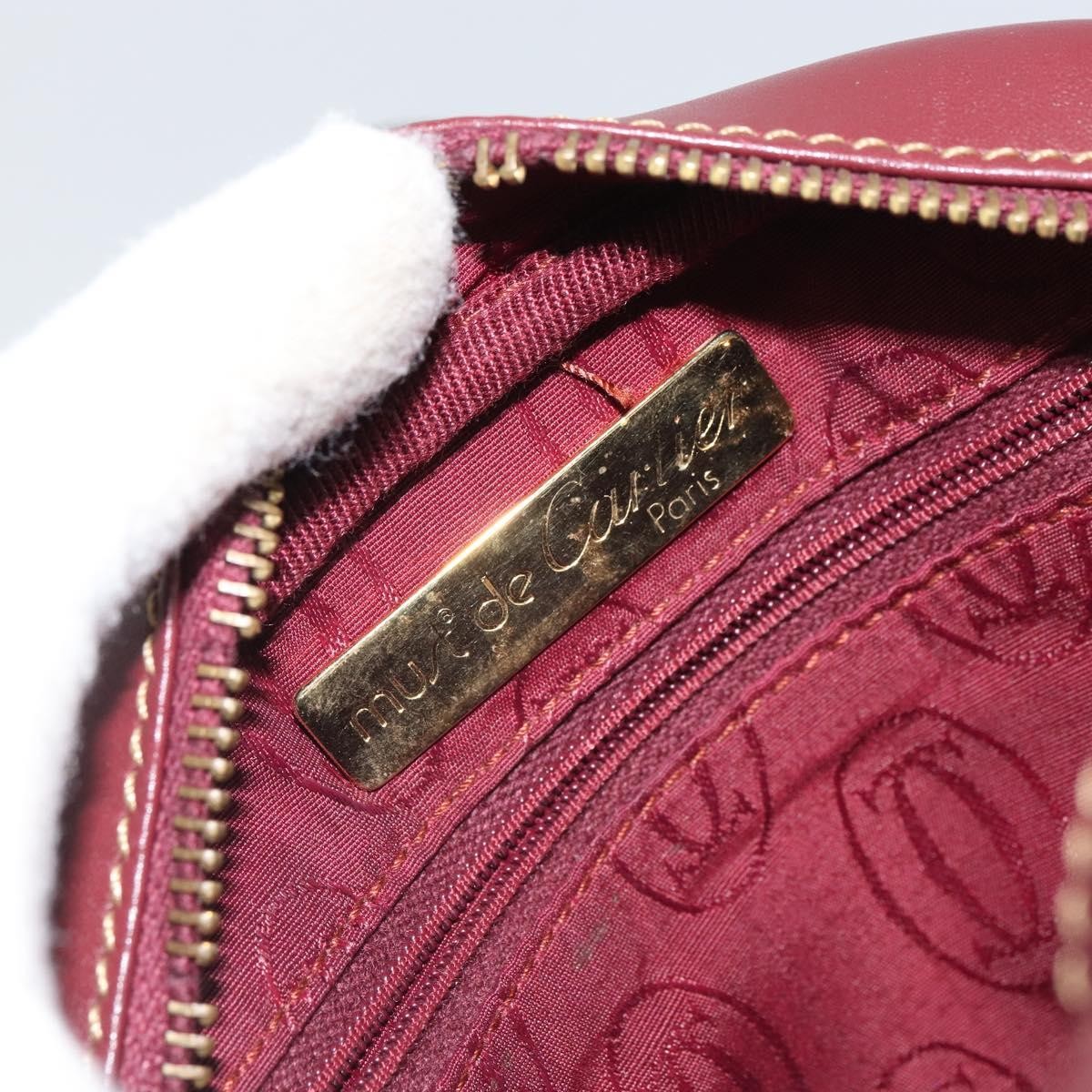 Cartier Must De Cartier Shoulder Bag Leather Burgundy Leather Shoulder Bag Bag (Pre-Owned)