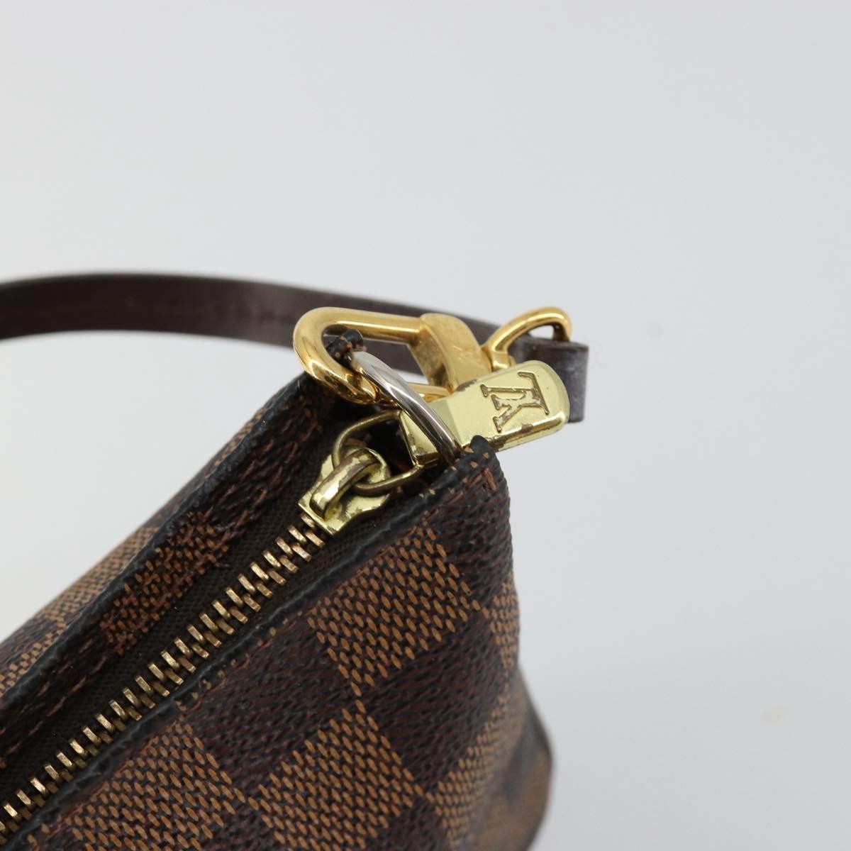 Louis Vuitton Navona Pochette Accessoires Damier Brown Canvas Clutche & Pouche Bag (Pre-Owned)