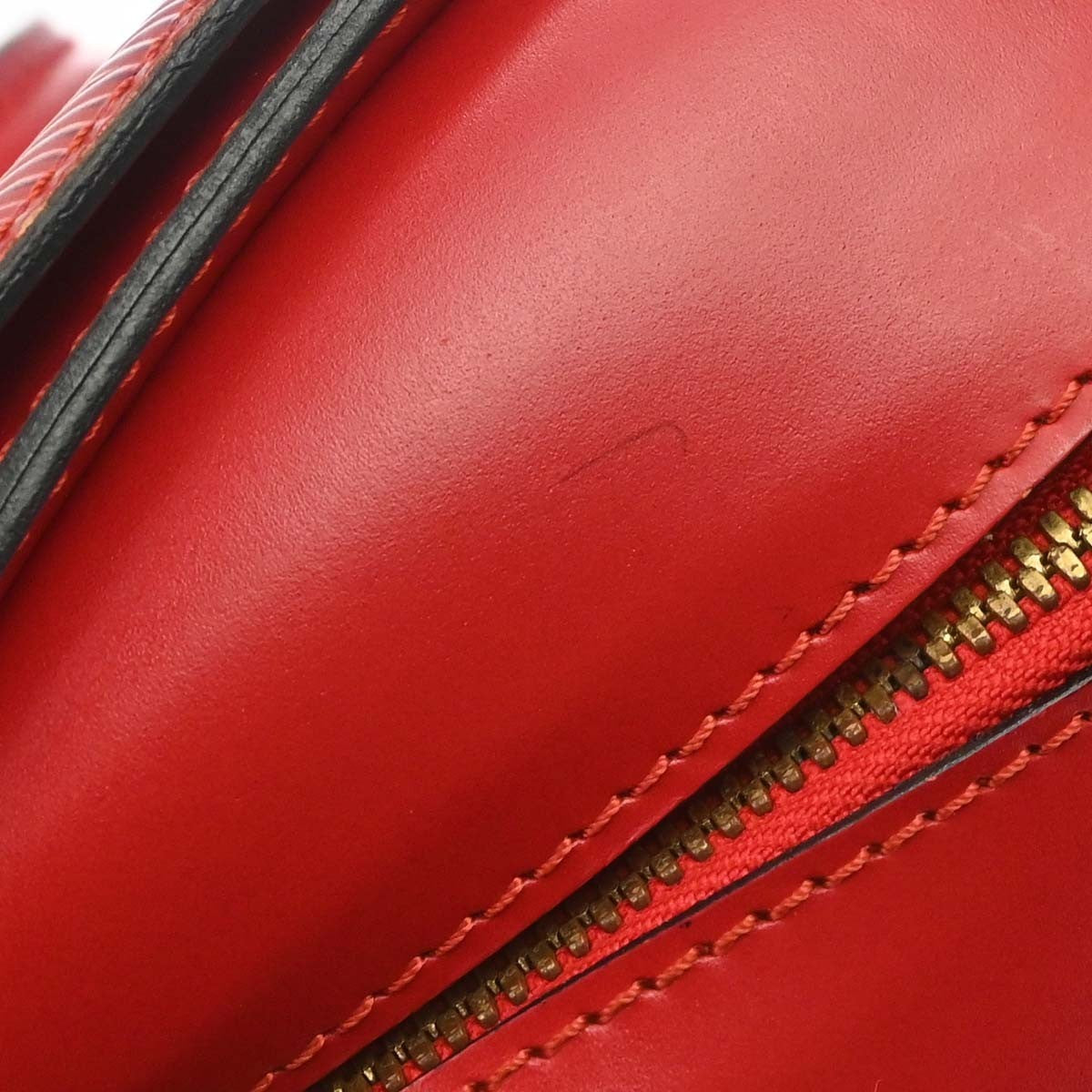 Louis Vuitton Pont Neuf Handbag Epi Leather Red Leather Handbag (Pre-Owned)