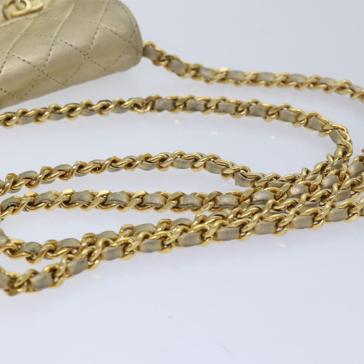 Chanel Vintage Square Cc Flap Bag Quilted Leather Gold Leather Shoulder Bag Bag (Pre-Owned)