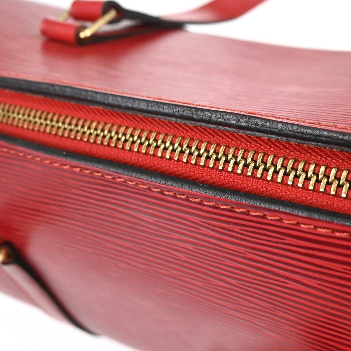 Louis Vuitton Soufflot Handbag Epi Leather Red Leather Handbag (Pre-Owned)