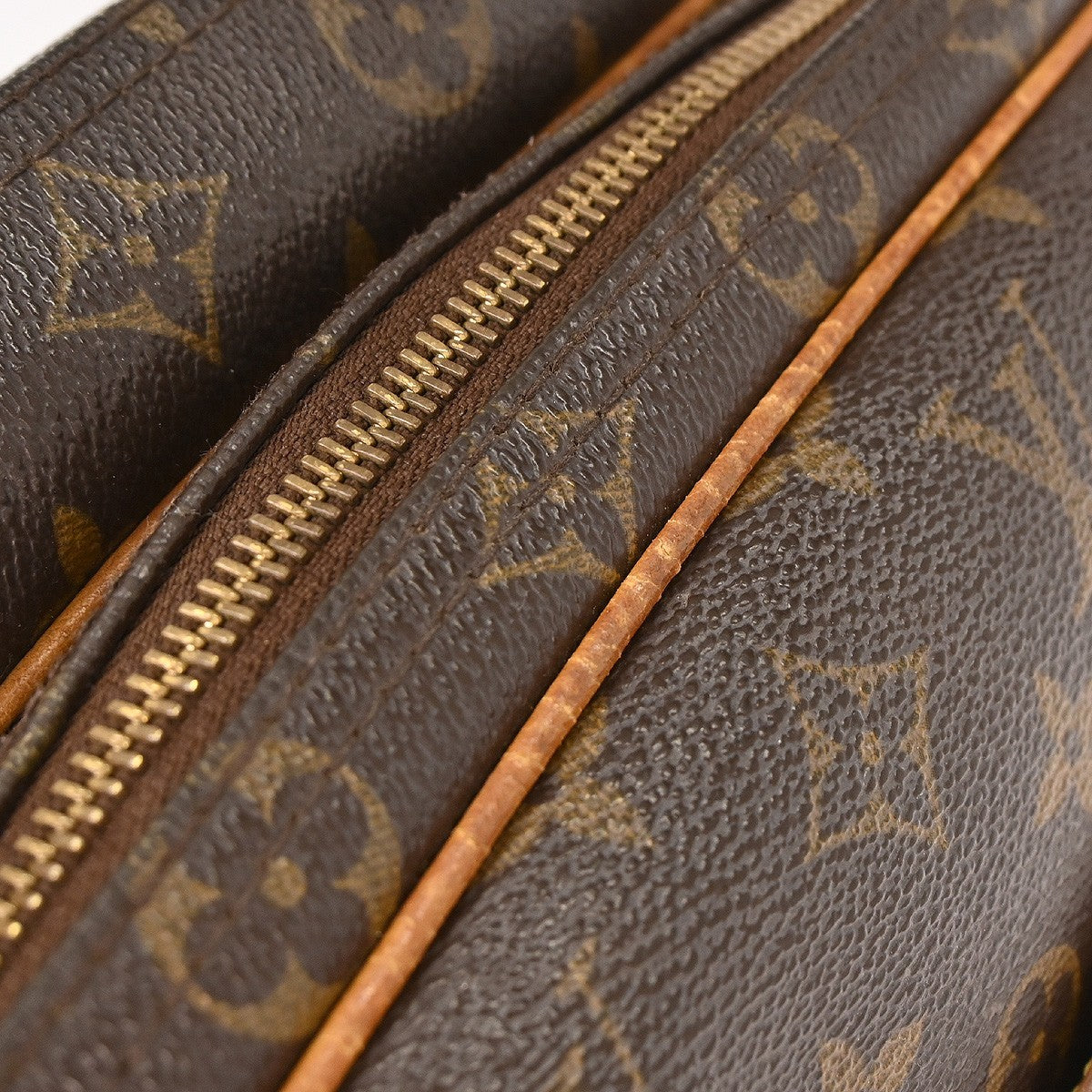 Louis Vuitton Reporter Bag Monogram Canvas Brown Canvas Shoulder Bag Bag (Pre-Owned)