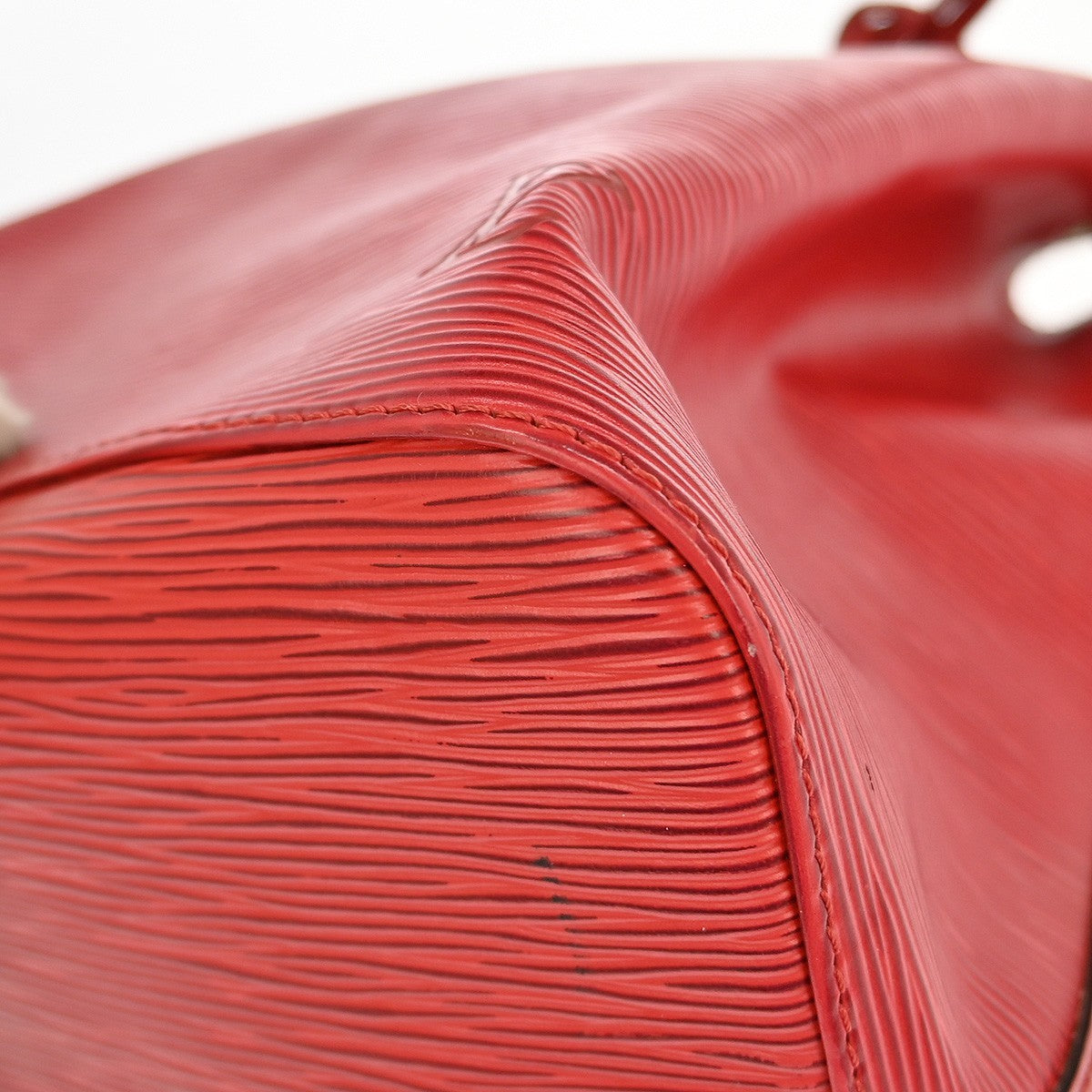 Louis Vuitton Petit Noe Handbag Epi Leather Red Leather Shoulder Bag Bag (Pre-Owned)