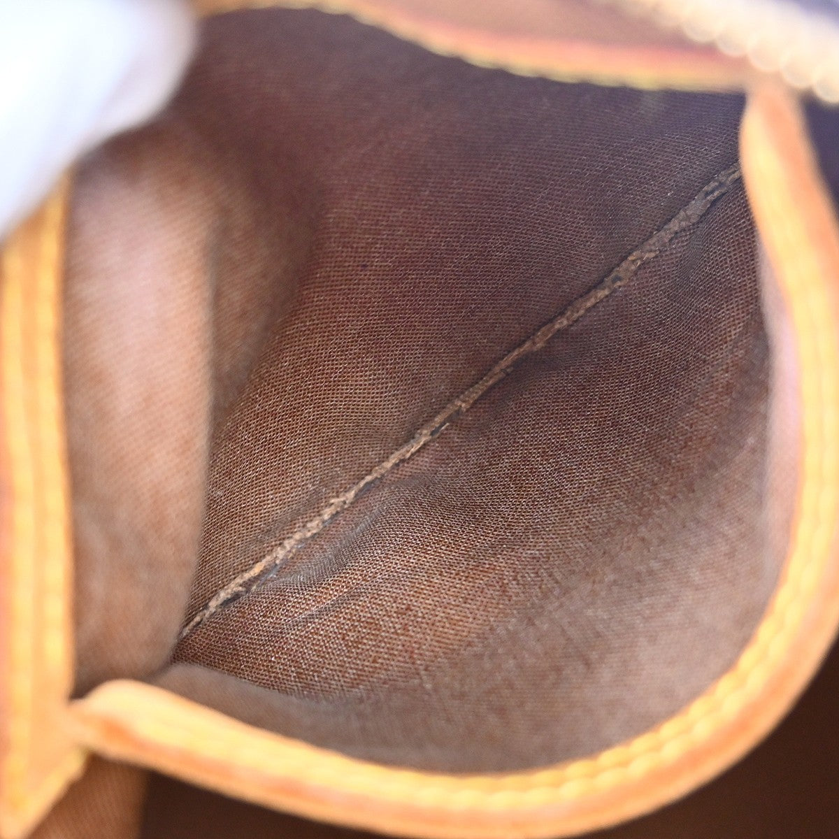 Louis Vuitton Speedy Handbag Monogram Canvas Brown Canvas Handbag (Pre-Owned)