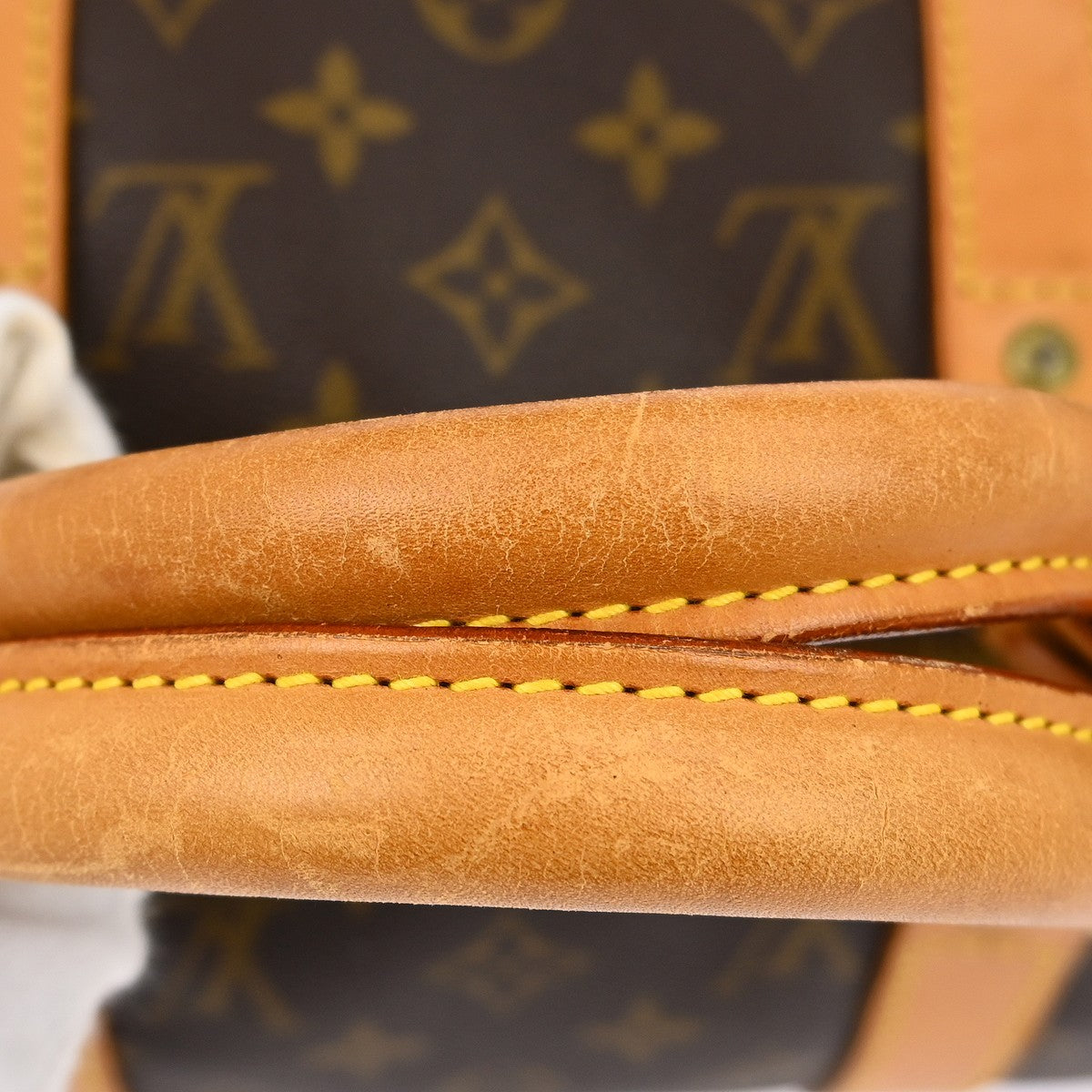 Louis Vuitton Keepall Bag Monogram Canvas Brown Canvas Travel Bag Bag (Pre-Owned)