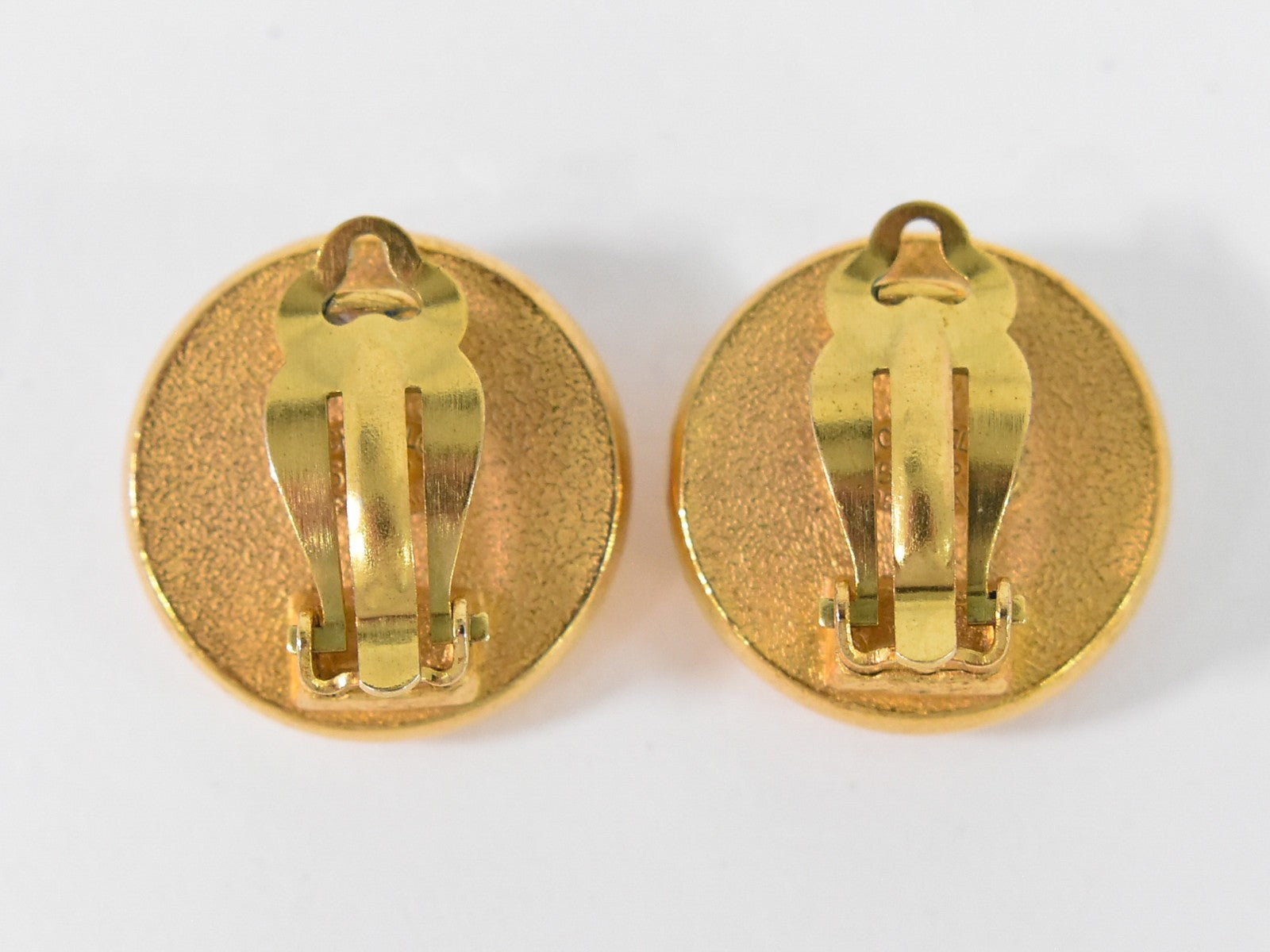 Chanel Cc Hoop Clip-On Earrings Crystal Embellished Metal Gold Gold_Plated Earrings Jewelry (Pre-Owned)