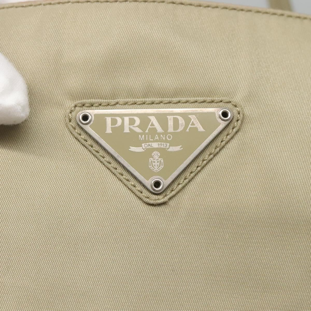 Prada Vintage Zip Tote Tessuto Beige Nylon Tote Bag Bag (Pre-Owned)