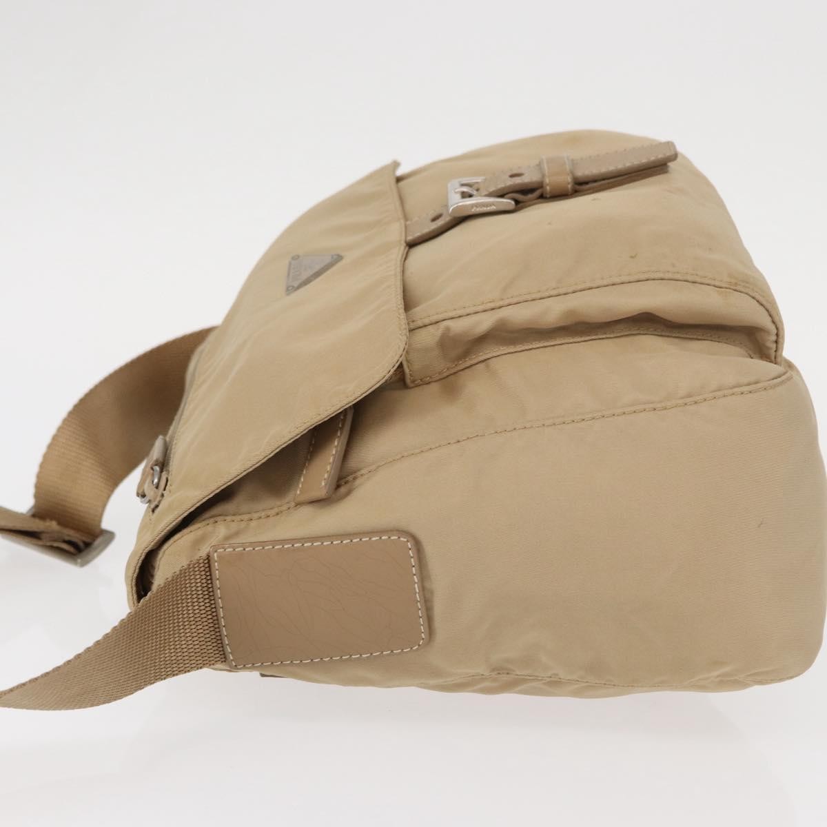 Prada Buckle Messenger Bag Tessuto Beige Nylon Shoulder Bag Bag (Pre-Owned)