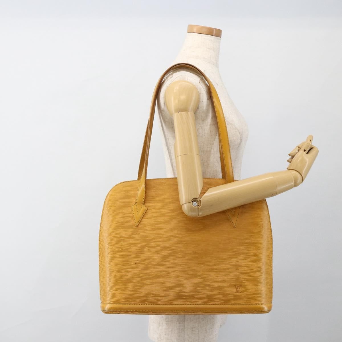 Louis Vuitton Lussac Handbag Epi Leather Yellow Leather Shoulder Bag Bag (Pre-Owned)