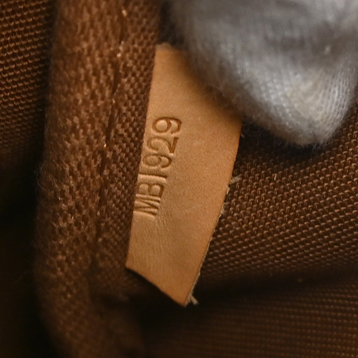 Louis Vuitton Saumur Handbag Monogram Canvas Brown Canvas Shoulder Bag Bag (Pre-Owned)