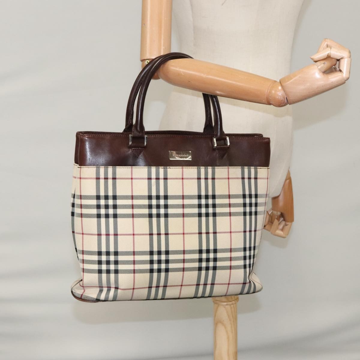 Burberry Nova Check Tote Canvas And Leather Beige Canvas Tote Bag Bag (Pre-Owned)