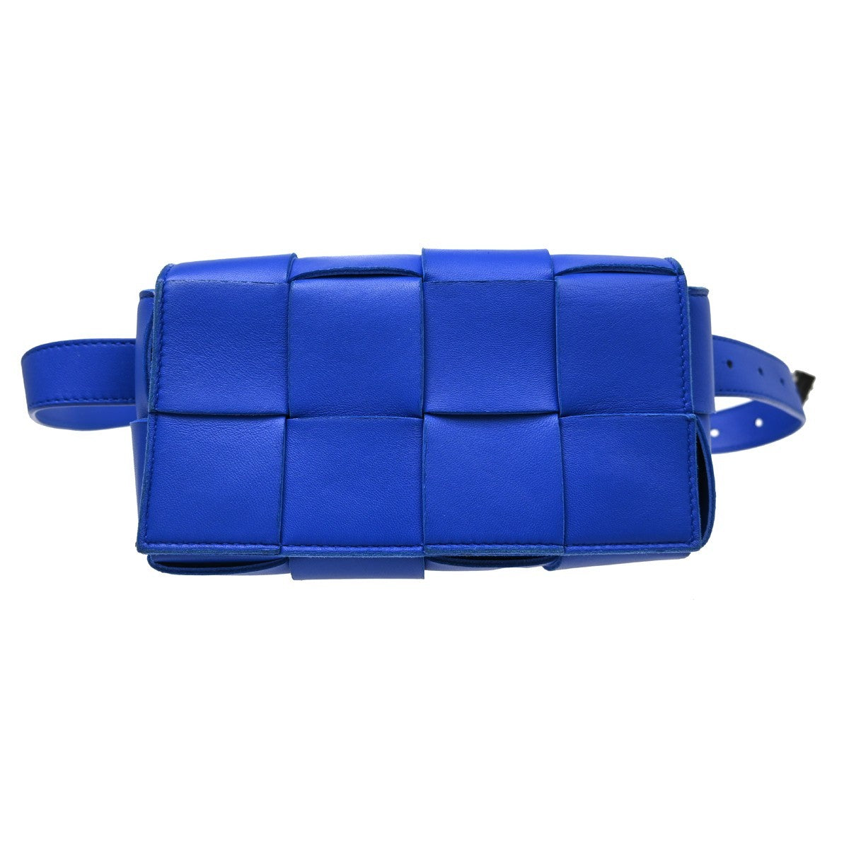 Bottega Veneta Cassette Belt Bag Maxi Intrecciato Leather Blue Leather Clutche & Pouche Bag (Pre-Owned)