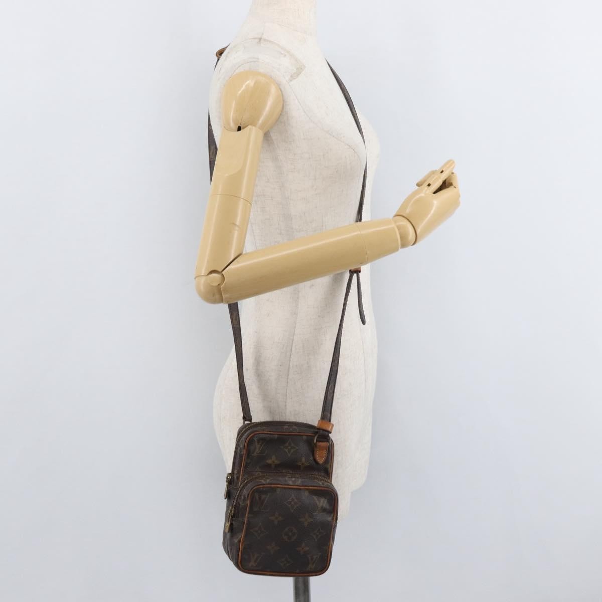 Louis Vuitton Amazone Bag Monogram Canvas Brown Canvas Shoulder Bag Bag (Pre-Owned)