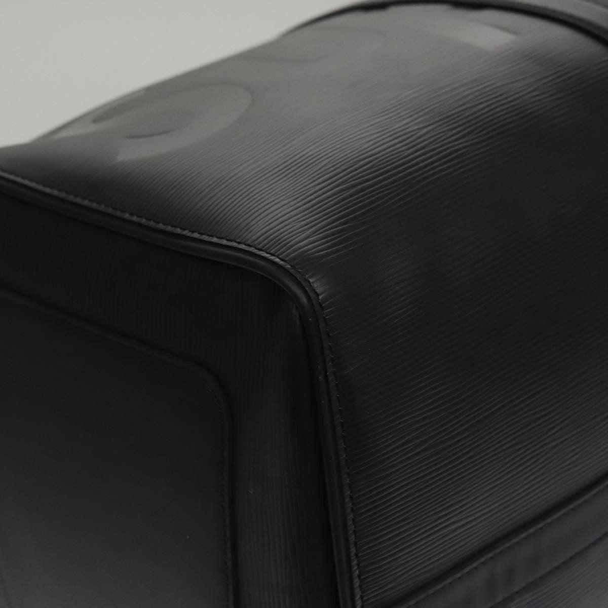 Louis Vuitton Keepall Bandouliere Bag Limited Edition Supreme Epi Leather Black Leather Bag (Pre-Owned)