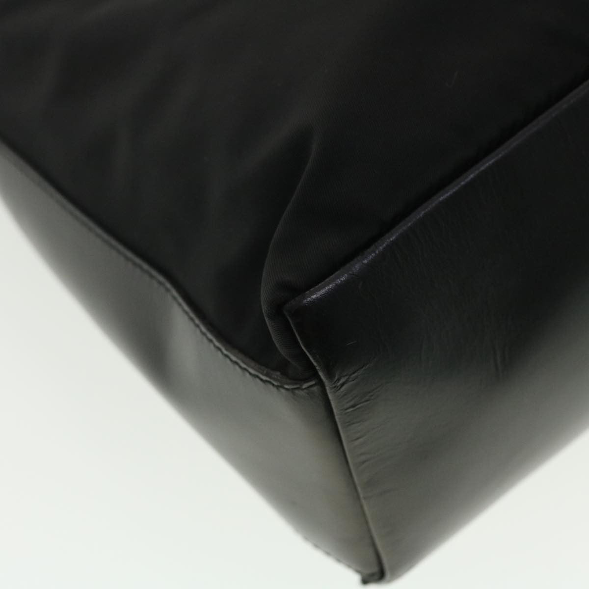 Prada Vintage Shoulder Bag Tessuto Black Nylon Shoulder Bag Bag (Pre-Owned)