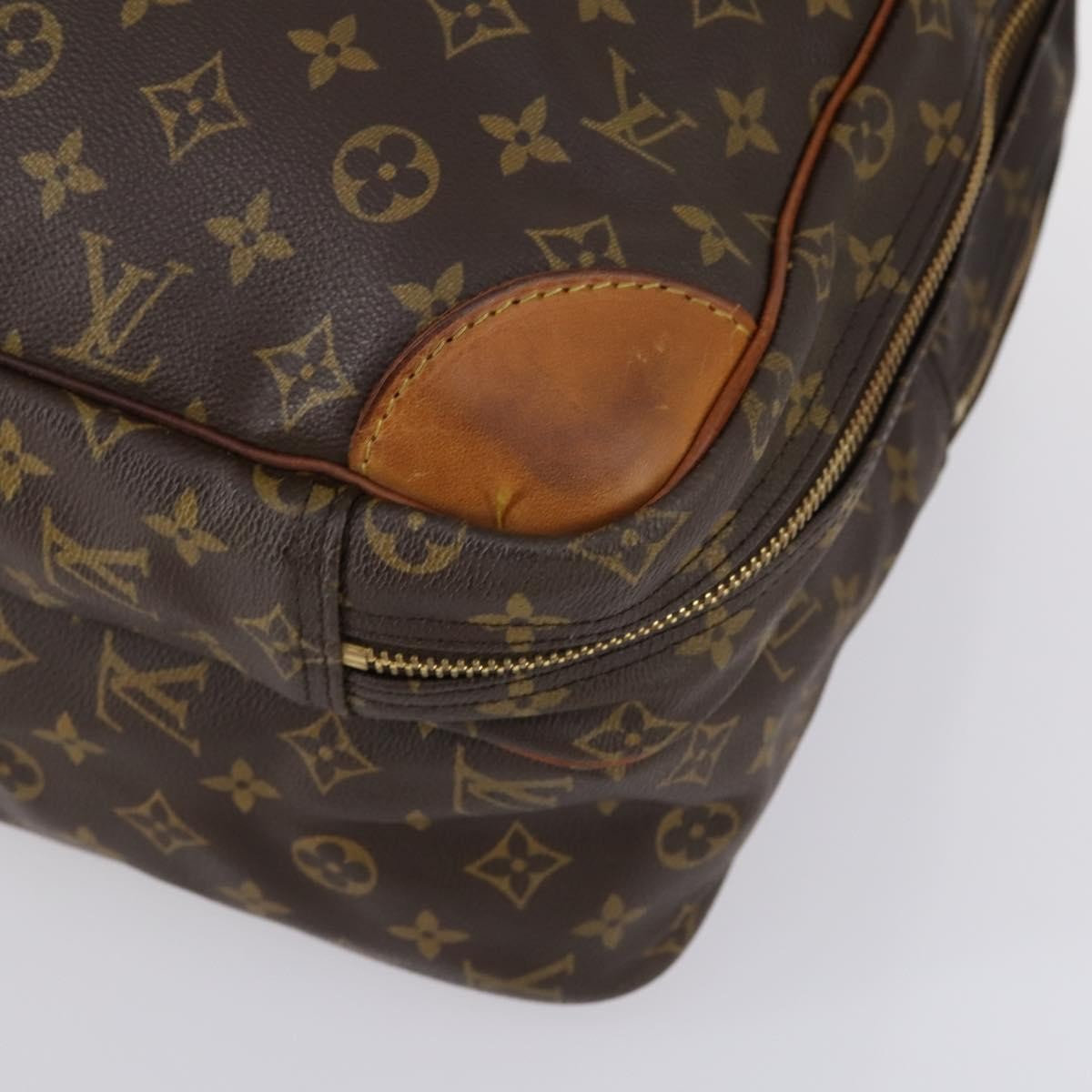 Louis Vuitton Sirius Handbag Monogram Canvas Brown Canvas Travel Bag Bag (Pre-Owned)