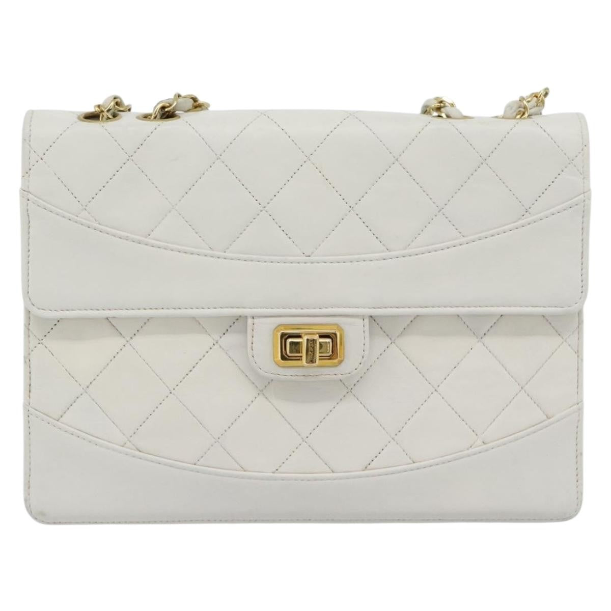 Chanel Vintage Mademoiselle Lock Trapezoid Flap Bag Quilted Lambskin White Leather Shoulder Bag Bag (Pre-Owned)