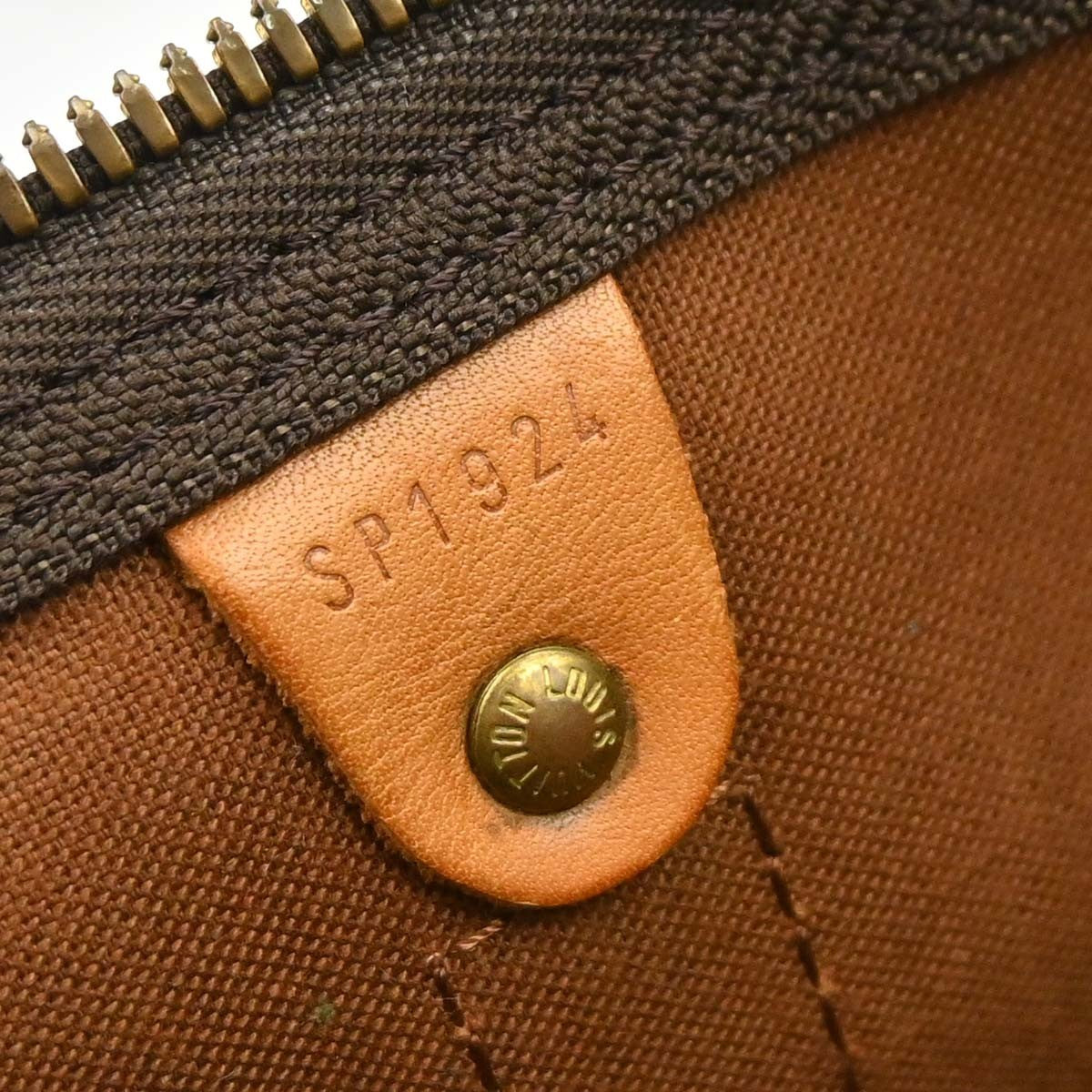 Louis Vuitton Keepall Bag Monogram Canvas Brown Canvas Travel Bag Bag (Pre-Owned)