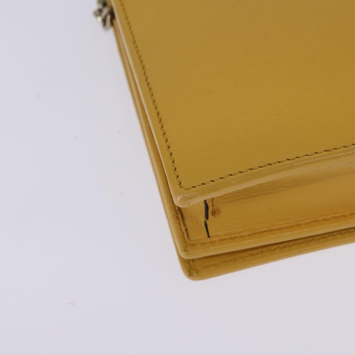 Gucci Betty Chain Wallet Leather Yellow Leather Clutche & Pouche Bag (Pre-Owned)