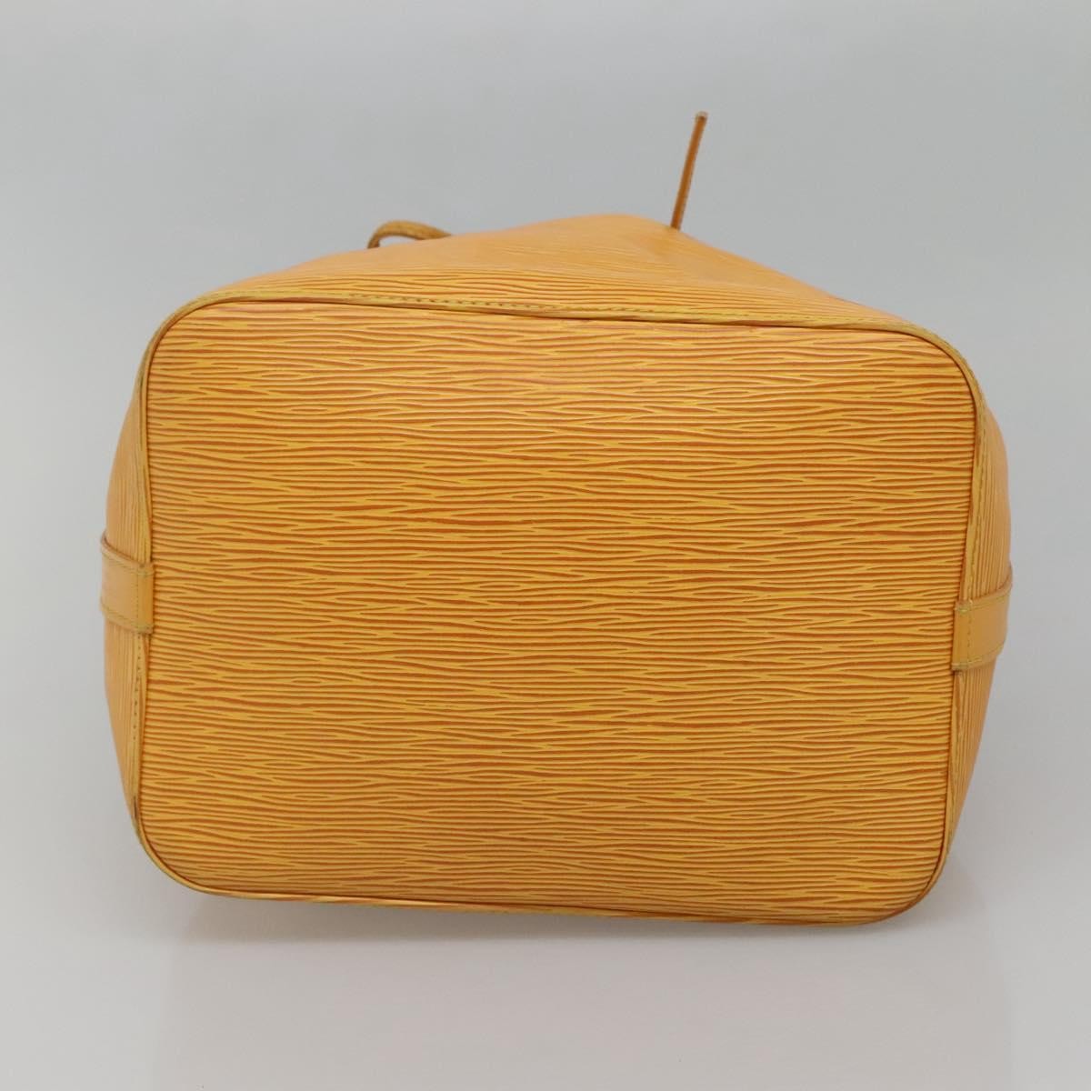 Louis Vuitton Noe Handbag Epi Leather Yellow Leather Bag (Pre-Owned)