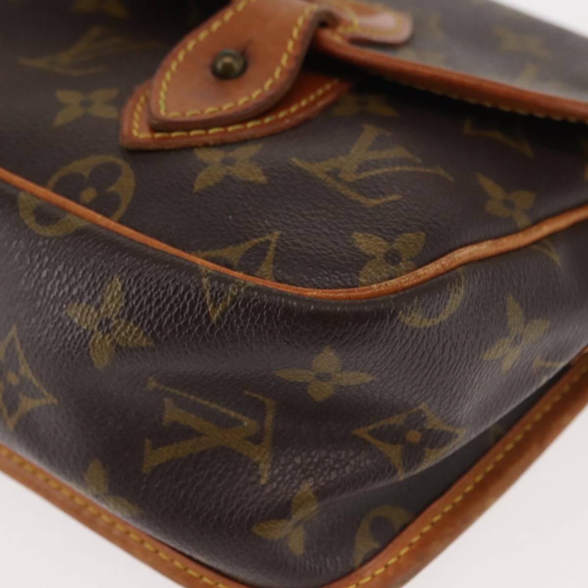 Louis Vuitton Sac Gibeciere Messenger Bag Monogram Canvas Brown Canvas Bag (Pre-Owned)