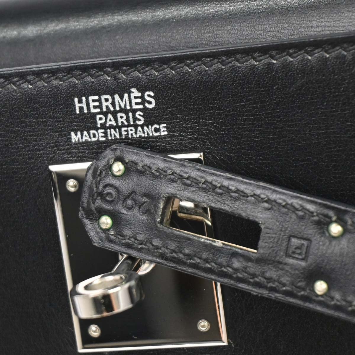 Hermes Kelly Handbag Black Box Calf With Palladium Hardware Black Leather Handbag (Pre-Owned)