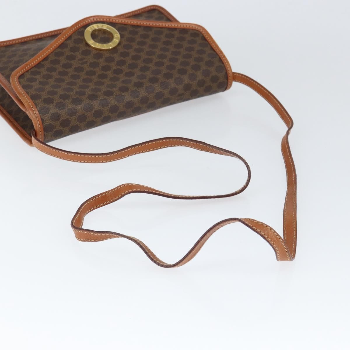Celine Vintage Macadam Circle Logo Shoulder Bag Canvas And Leather Brown Canvas Shoulder Bag Bag (Pre-Owned)